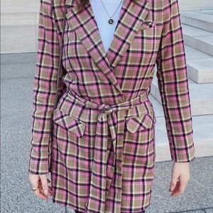 AFRM Cosa power shoulder blazer